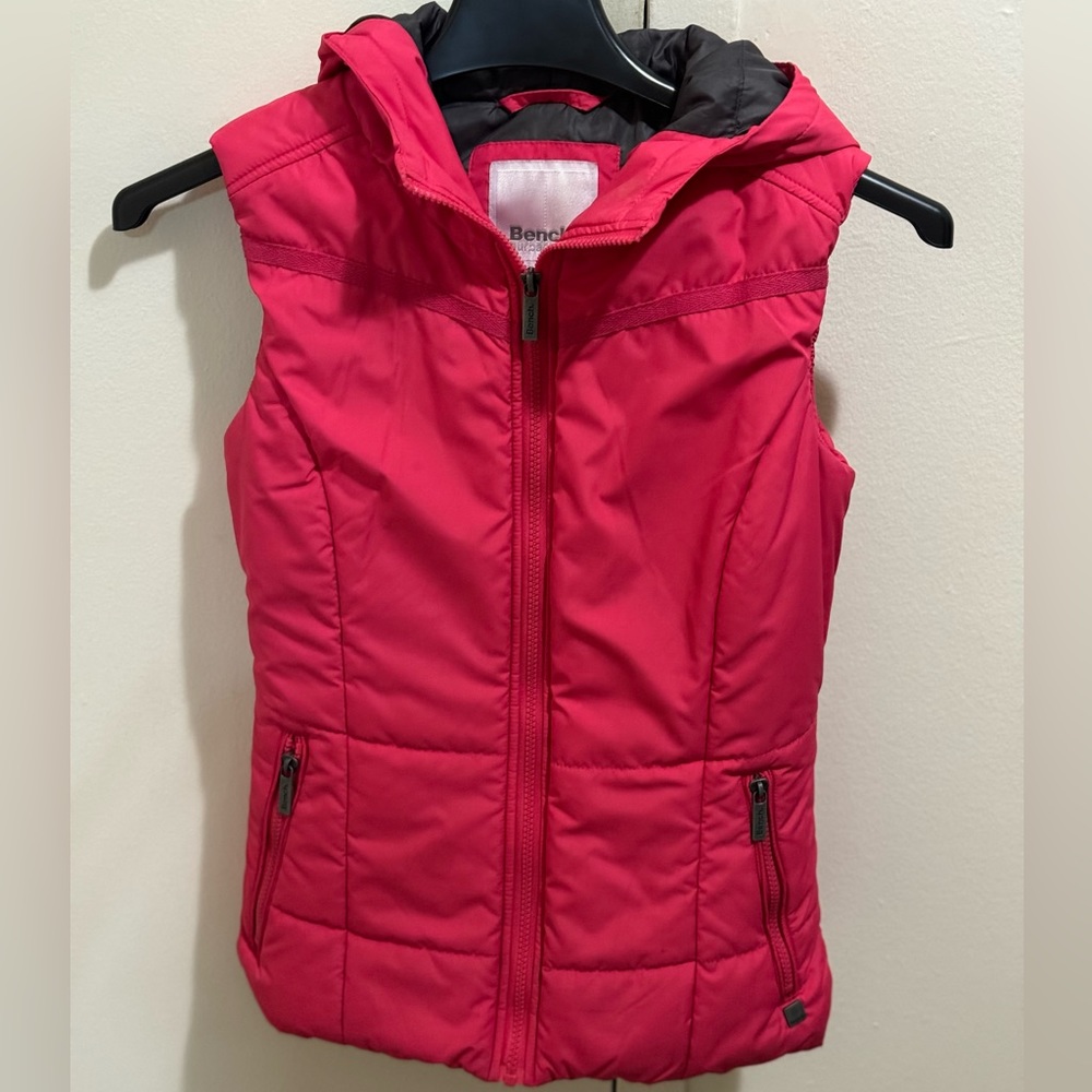 BENCH Urbanwear Women Puffer Vest Pink Hooded Zip Pockets Size XS